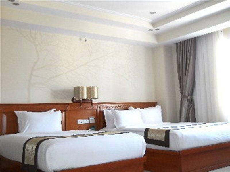 âu Lạc Charner Khách sạn 4*